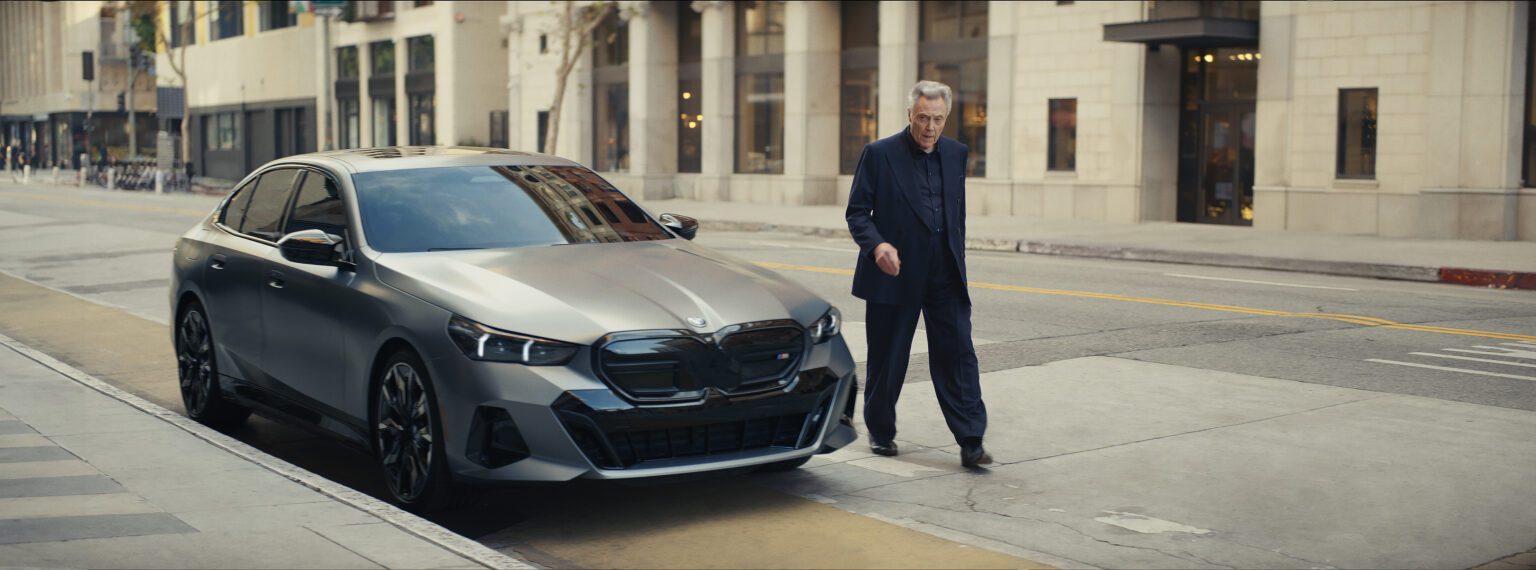 Christopher Walken udáva tón v reklame BMW a na Super Bowl