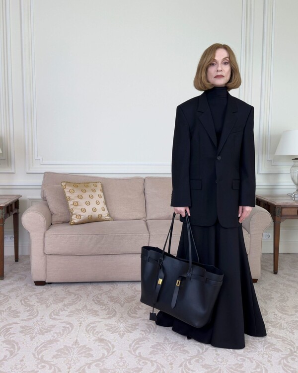 Kampaň Balenciaga s Claudiou Schiffer7