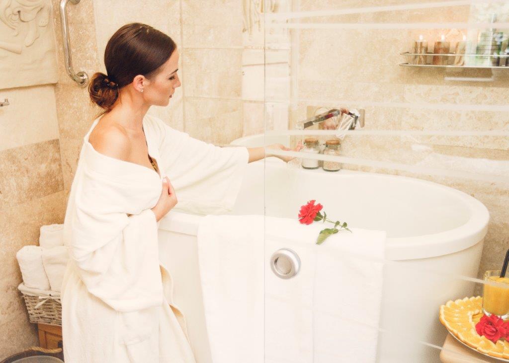 Kúpeľ Ofuro v Manor House Spa