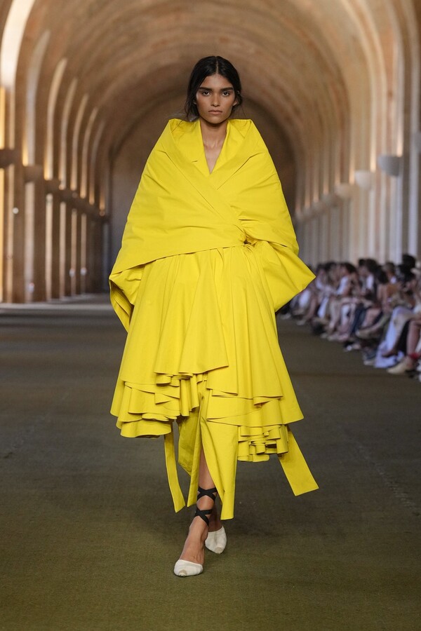 Minimalizmus v opačnom garde Jacquemus2