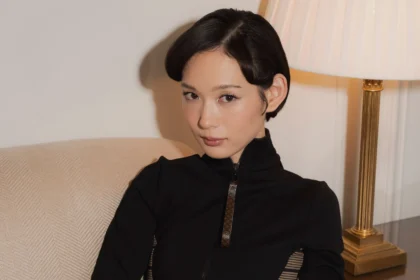 Moeka Hoshi a chýbajúca fotografia: Nosila niekedy Louis Vuitton