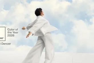 251205 Pantone Farba Roka Magazyn Big