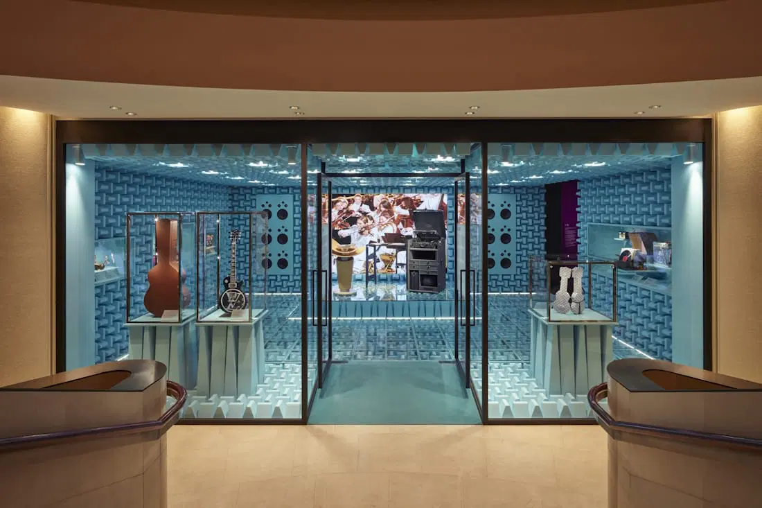 Louis Vuitton V Soule2