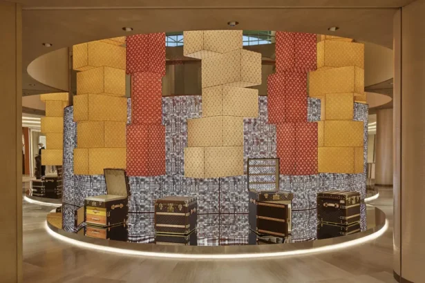 Louis Vuitton V Soule4