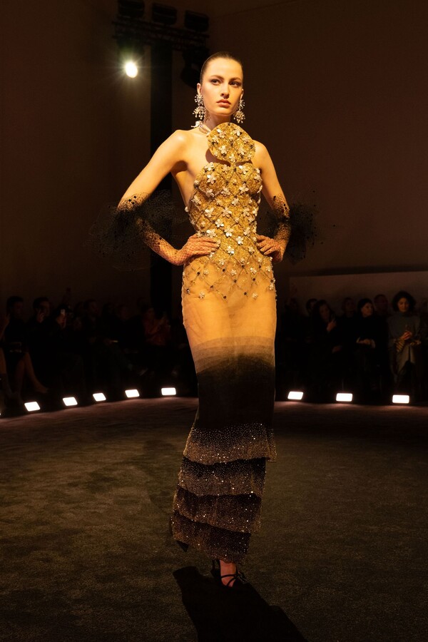 Schiaparelli Jar 2026 Agónia I Extáza Haute Couture Ako živé umenie4