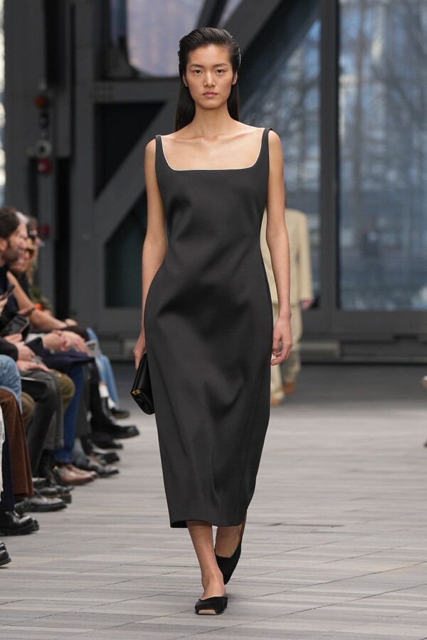 Calvin Klein Medzi mýtom a súčasnosťou2