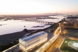 Pritzker 2026 Cena pre architekta, ktorý buduje citlivosť3