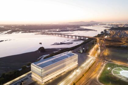 Pritzker 2026 Cena pre architekta, ktorý buduje citlivosť3