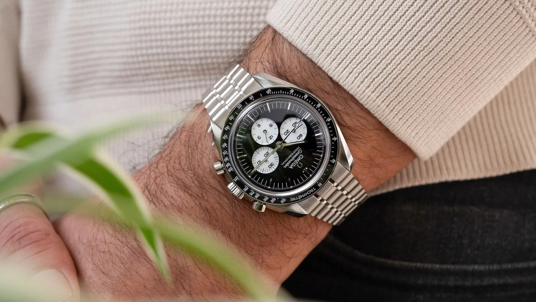 Omega Speedmaster Moonwatch Cena