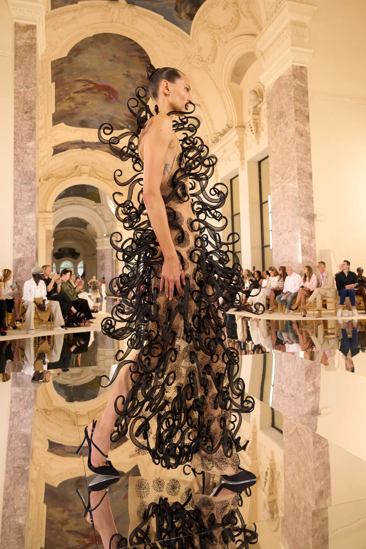 Schiaparelli haute couture Jeseň/Zima 2026/2027